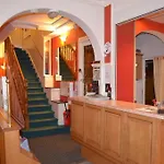 Hotel Anzac *