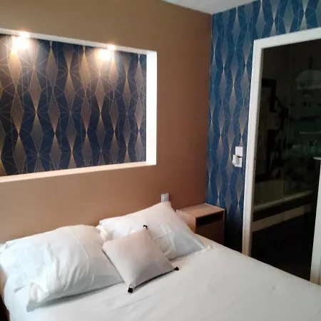 Hotel Anzac *